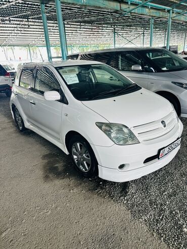 шины r14c: Toyota ist: 2004 г., 1.5 л, Автомат, Бензин, Хетчбек