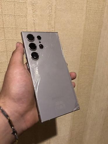 s26 ultra qiymət: Samsung Galaxy S23 Ultra, rəng - Gümüşü, Qırıq — 1