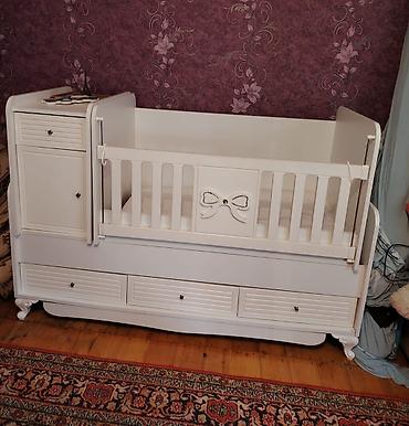 решотка: Ağ rəngli çoxfunksiyalı beşik-komod - Material: MDF/taxta — 1