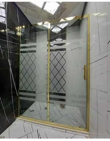 Duş kabinaları, arakəsmələr: Yeni Arakəsmə, Künc üçün, Pulsuz çatdırılma — 29