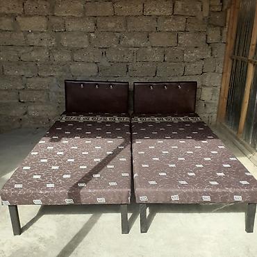 tekli carpayi: Kravat 
Taza hazırı var
Çatdırılma var — 1