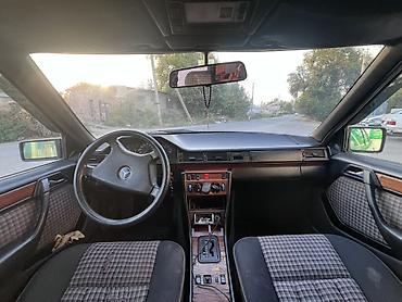 сонг плюс 2025: Mercedes-Benz W124: 1991 г., 2.3 л, Автомат, Бензин, Универсал — 9