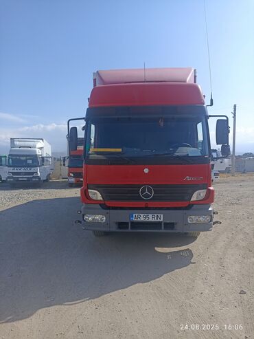 дом на колесо: Грузовик, Mercedes-Benz