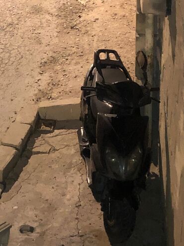 disk təkər type 0: Skuter/moped – şəhərdaxili gediş-gəliş üçün praktik model