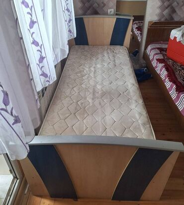 тап аз мебель б у рядом нариманов баку: Б/у, Односпальная кровать, С матрасом