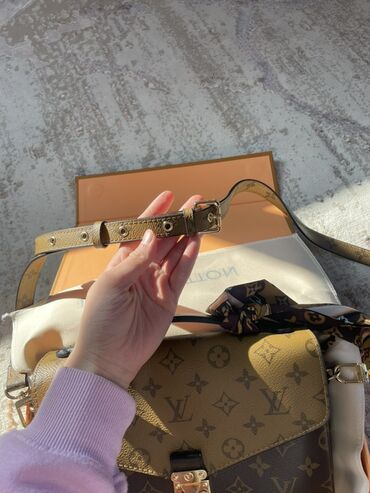 Классические сумки: Сумка Louis Vuitton Pochette Métis Monogram Продам оригинальную сумку — 6