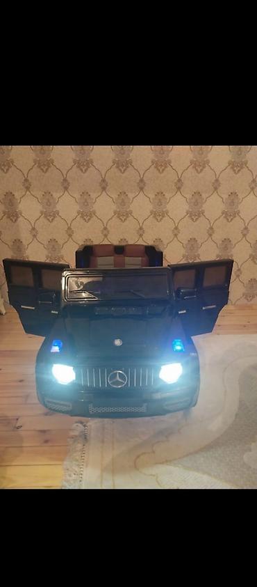 Uşaq üçün elektrik maşınları: Uşaq üçün elektrikli maşın – Mercedes G-Class tərzində, qara rəng — 1