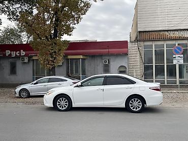 byd гибрид: Toyota Camry: 2017 г., 2.5 л, Автомат, Гибрид, Седан — 4