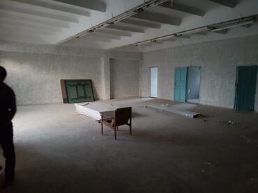 Продажа другой коммерческой недвижимости: Продаю или обмен Помещение 180 КВ.м Адрес: город Токмок микрорайон-1 — 9