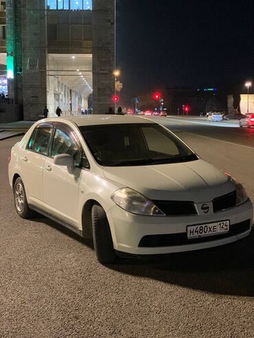 посадка авто: Nissan Tiida: 2005 г., 1.5 л, Вариатор, Бензин, Седан