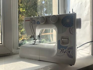 скупка старых швейных машин: Швейная машина Janome, Электромеханическая