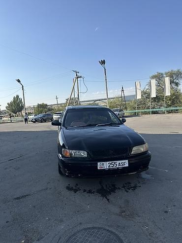 решётка тойота ист: Nissan Bluebird: 1999 г., Седан — 1