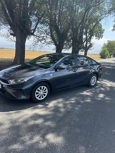 geely e5: Kia K3: 2021 г., 1.6 л, Автомат, Бензин, Седан — 2