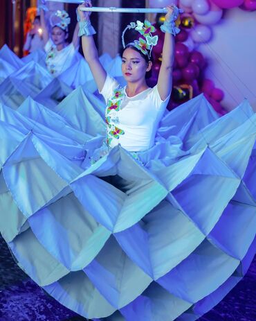 свадебное платье на прокат: Самые яркие и эксклюзивные танцы! Танцы на торжества! Тойлорго