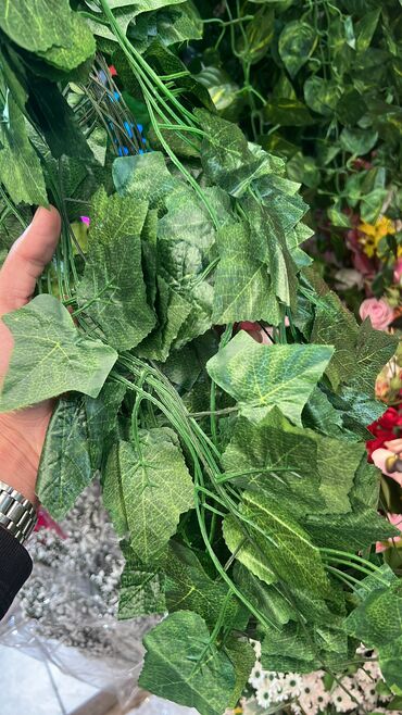 Süni güllər: 2 azn başlayan qiymətlər depodan bi̇r başa satiş suni yarpağ dekor — 8