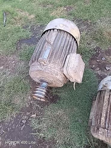 vaz radiator: Məhsul: Sənaye elektrik mühərrikləri (şkivli) 22.kv 3000 obarod 7.5 — 3