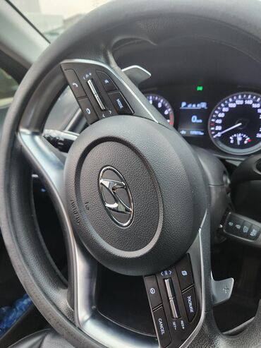 Hyundai: Hyundai Sonata: 2019 г., 2 л, Автомат, Газ, Седан — 12