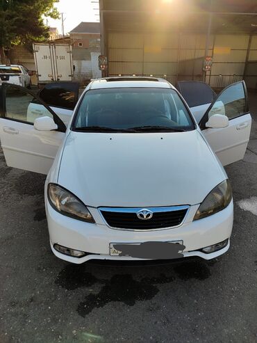 pirus satisi: Daewoo Gentra: 0.6 l | 2014 il Sedan