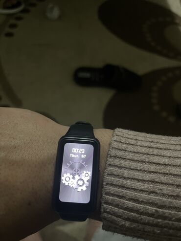 siniq qol sekilleri: İşlənmiş, Smart saat, Huawei, Sensor ekran, rəng - Qara