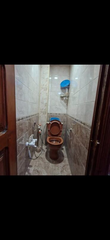 berde kiraye evler: Ev kiraye verilir azeritfakta yerlesir 5 mertebeli binanin 2 çi