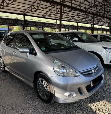 Honda: Honda Fit: 2003 г., 1.3 л, Вариатор, Бензин, Хэтчбэк