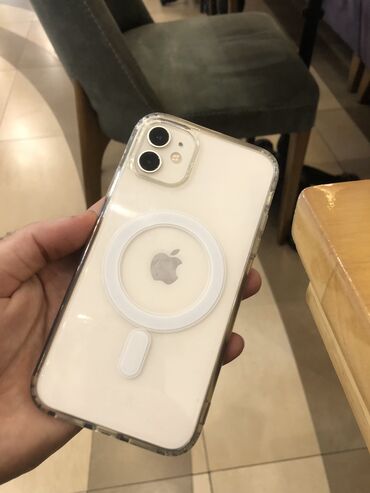 ikinci əl iphone 11: IPhone 11, 64 GB, Ağ, Face ID