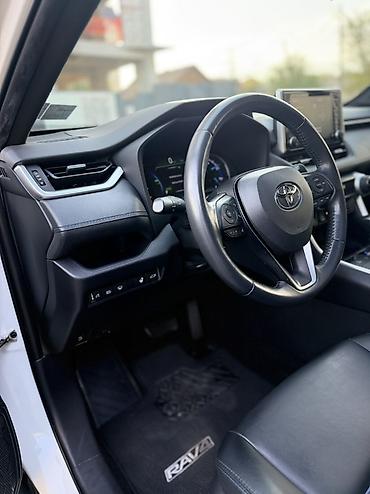Toyota: Toyota RAV4: 2020 г., Гибрид, Кроссовер — 9