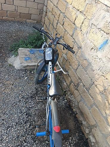 velosiped grand: Velosiped – dağ/şosse tipli hibrid - Rəng: gümüşü gövdə, mavi təkər — 3