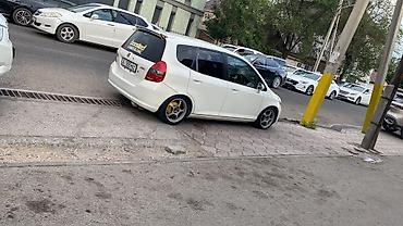 прямоток на фит: Honda Fit: 2003 г., 1.5 л, Механика, Хэтчбэк — 2