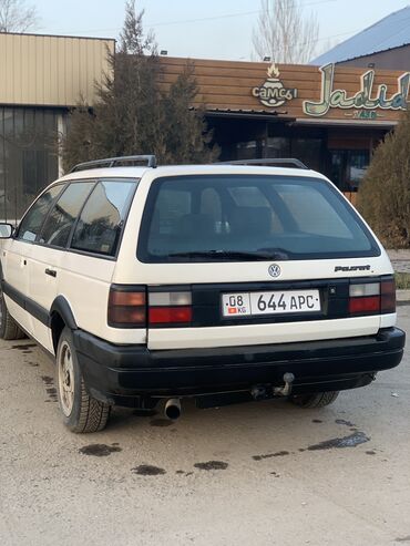 фосваген пассат: Volkswagen Passat: 1993 г., 1.8 л, Механика, Бензин, Универсал