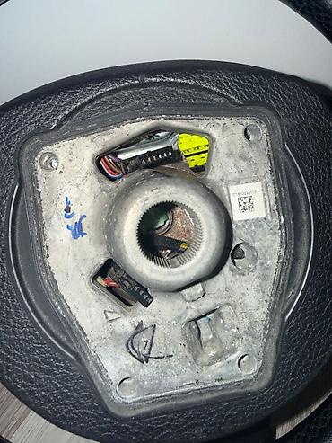 bmw aksesuarları: BMW orijinal sükan (dəri), multistiyer düymələri ilə. real müşdəri ilə — 5