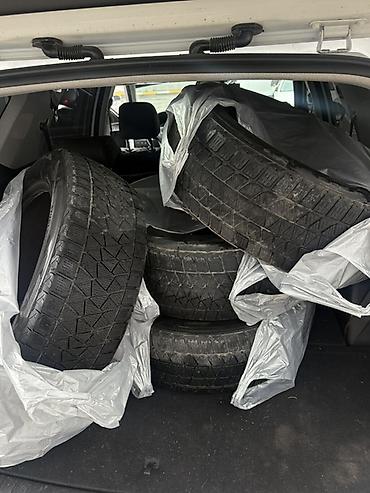Шины 225 / 60 / R 18, Зима, Б/у, Комплект, Внедорожные (АТ/МТ), Япония, Bridgestone