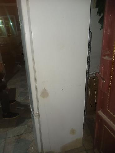 Soyuducular: İkiqat qapılı soyuducu - Üst hissədə dondurucu bölmə, aşağıda əsas — 76