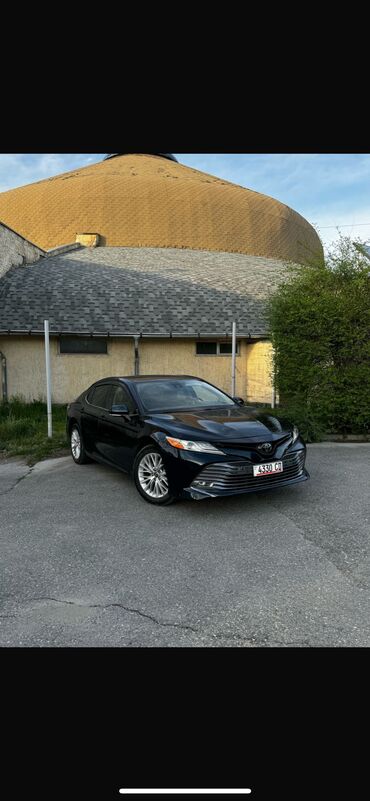 модель автомобиля: Toyota Camry: 2018 г., 2.5 л, Автомат, Бензин, Седан