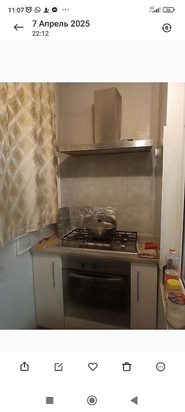 silver kitchen: Кухонный гарнитур с техникой - Линейная кухня с длинной столешницей — 1