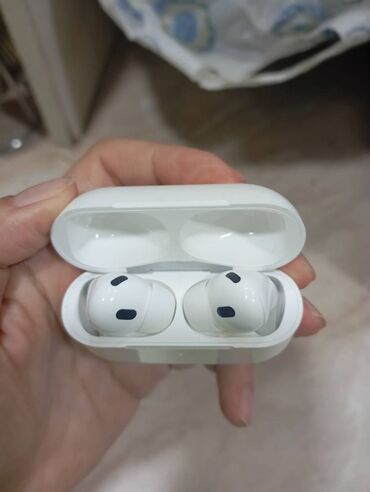 airpods i12: Airpods pro 2 original ela veziyyetde problemsiz təcili pul lazımdı