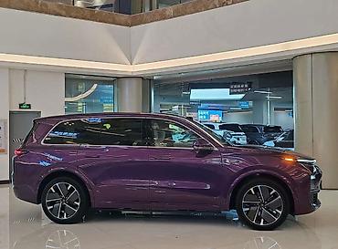 Lixiang: Lixiang L9: 2025 г., 1.5 л, Электромобиль, Кроссовер — 12