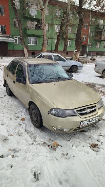 чехол нексия 1: Daewoo Nexia: 2009 г., 1.6 л, Механика, Бензин, Седан