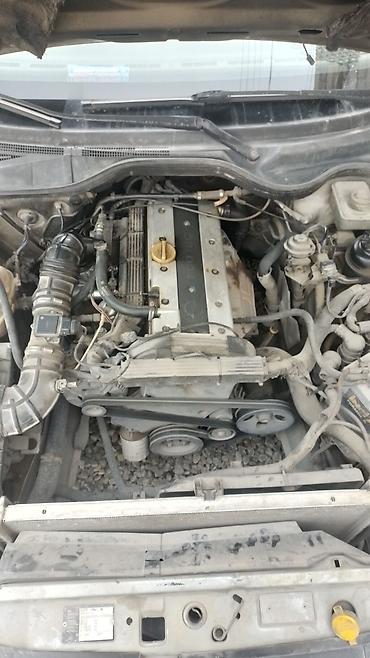 Opel: Opel Omega: 2 l | Sedan — 4