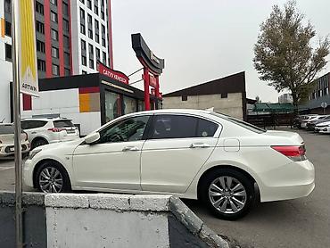 100: Honda Accord: 2010 г., 2.4 л, Автомат, Бензин, Седан — 3