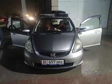Honda: Honda Fit: 2005 г., 1.3 л, Вариатор, Бензин, Хэтчбэк — 2
