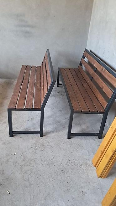 Скамейка Металл, Со спинкой, Без крыши