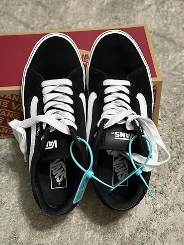 Мырзалардын бут кийими: Эркектердин кроссовкасы, 44, Vans, Жаңы, түсү - Кара, Өзү алып кетүү — 2