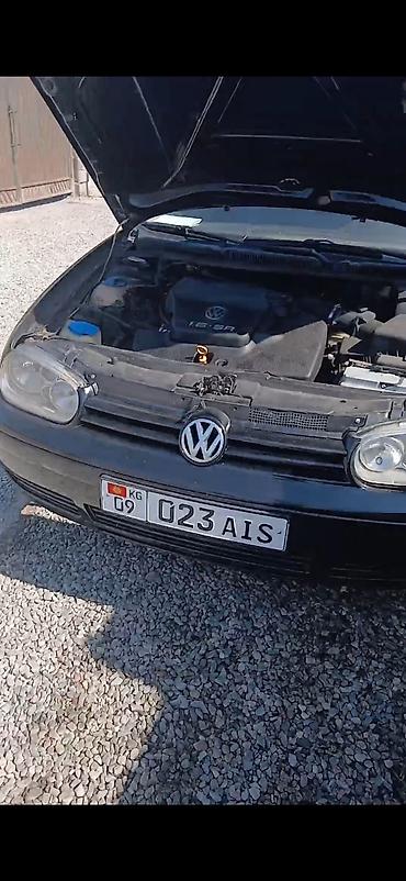 Унаа: Volkswagen Golf: 1998 г., 1.6 л, Кол менен иштөөчү, Бензин, Хетчбек — 5