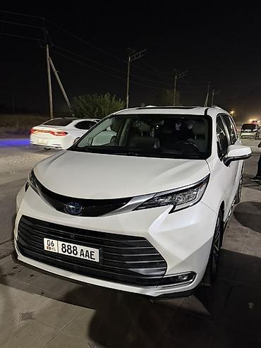 Toyota: Toyota Sienna: 2021 г., 2.5 л, Автомат, Гибрид, Минивэн — 2