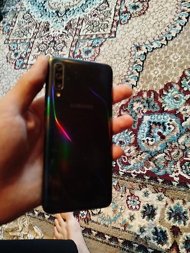 samsung a6 ekranı: Samsung Galaxy A50, 64 GB, rəng - Qara, İki sim kartlı — 1