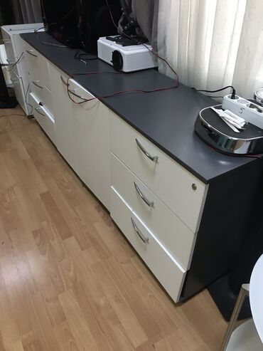 islenmis ofis kreslo: Длинный комод at lalafo.az islenmis ofis kreslo: Длинный комод