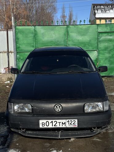 Volkswagen: Volkswagen Passat: 1989 г., 1.8 л, Механика, Бензин, Седан