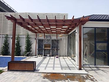 telefon sifarisi: Açıq havada istirahət zonası üçün taxta pergola/lyustra altlığı - — 10