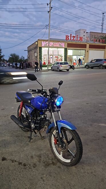 Физика: Moped/Motosiklet – M50, mavi rəng Xüsusiyyətlər: - M50 seriyası, 4
